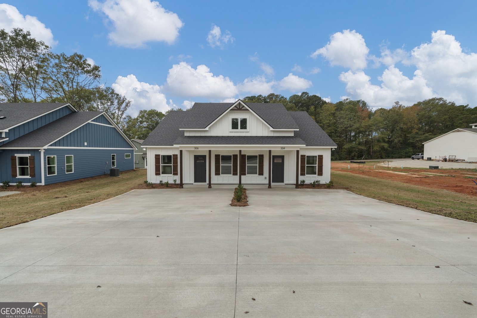 306 Burns Avenue Pine Mountain - 1