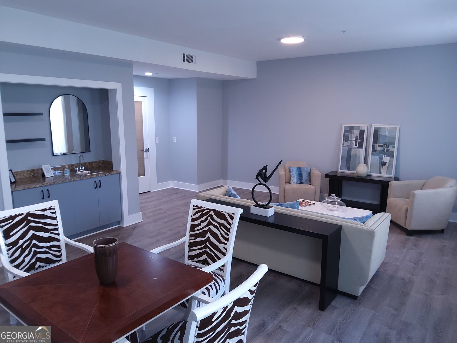 3655 Peachtree Road Atlanta - 23