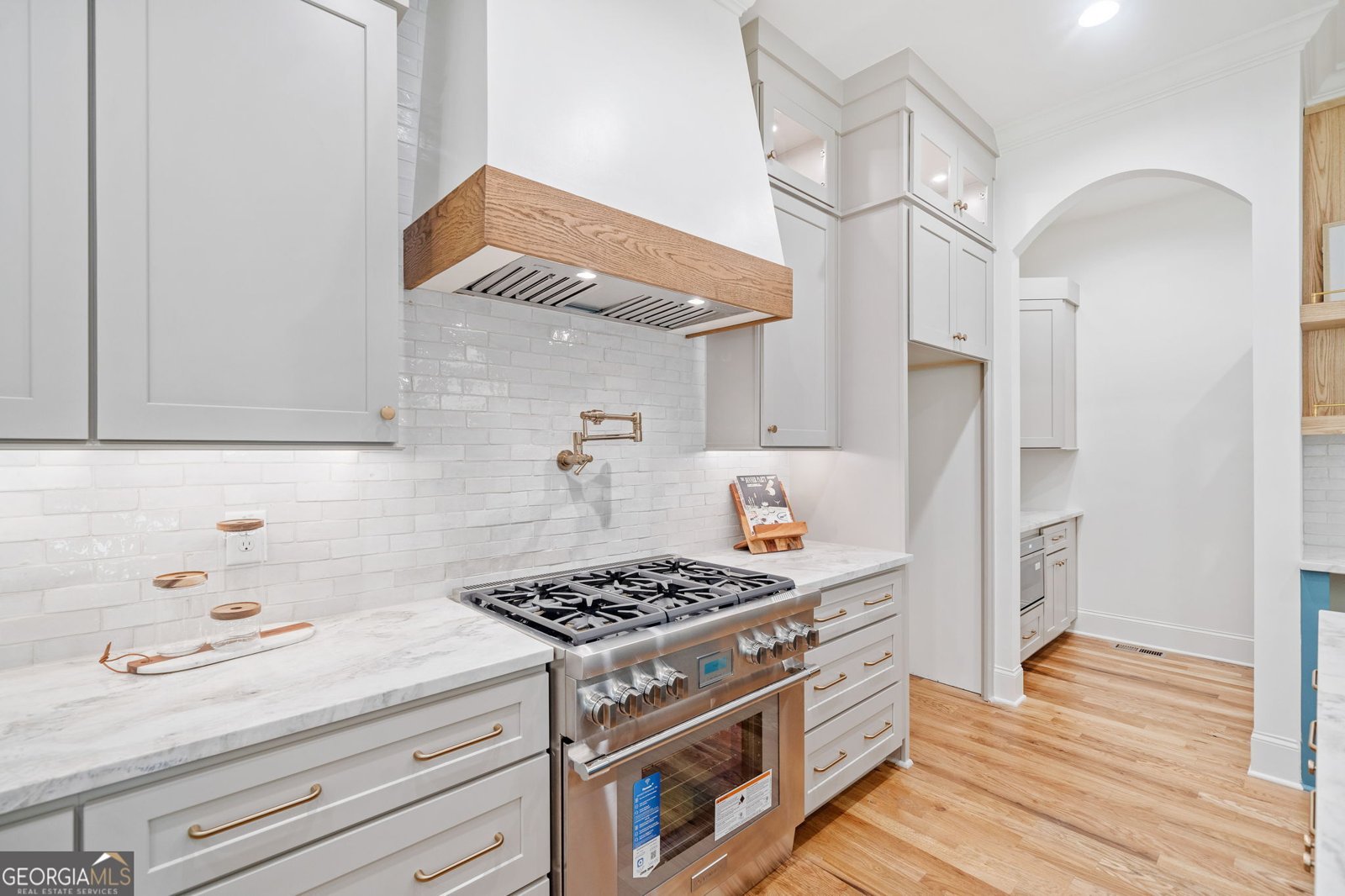 2585 Hickory Road Canton - 25