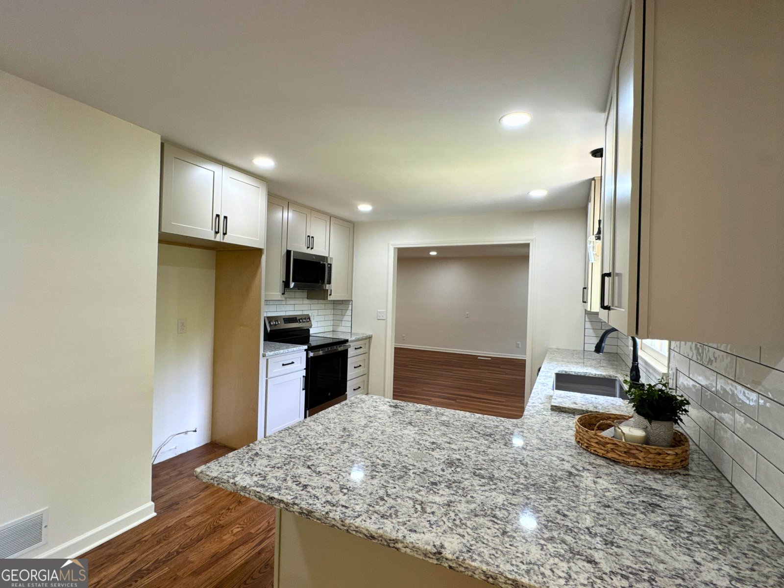 3340 Zingara Road Conyers - 21
