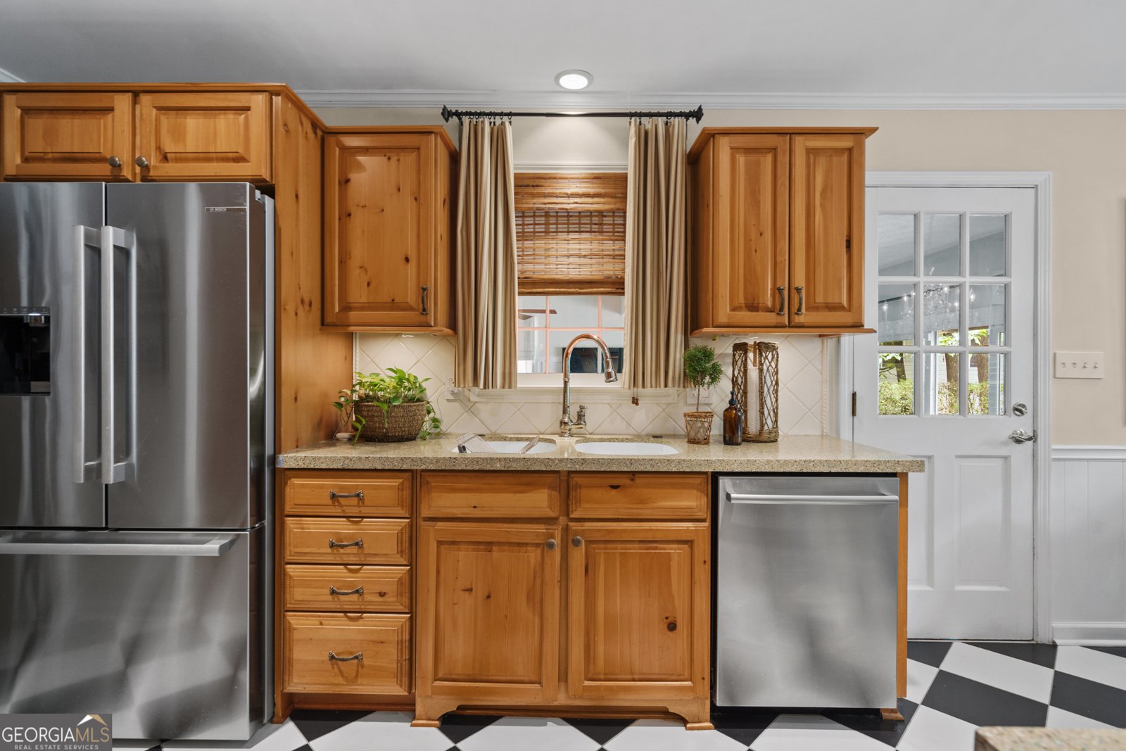 11190 Hembree Springs Drive Roswell - 11