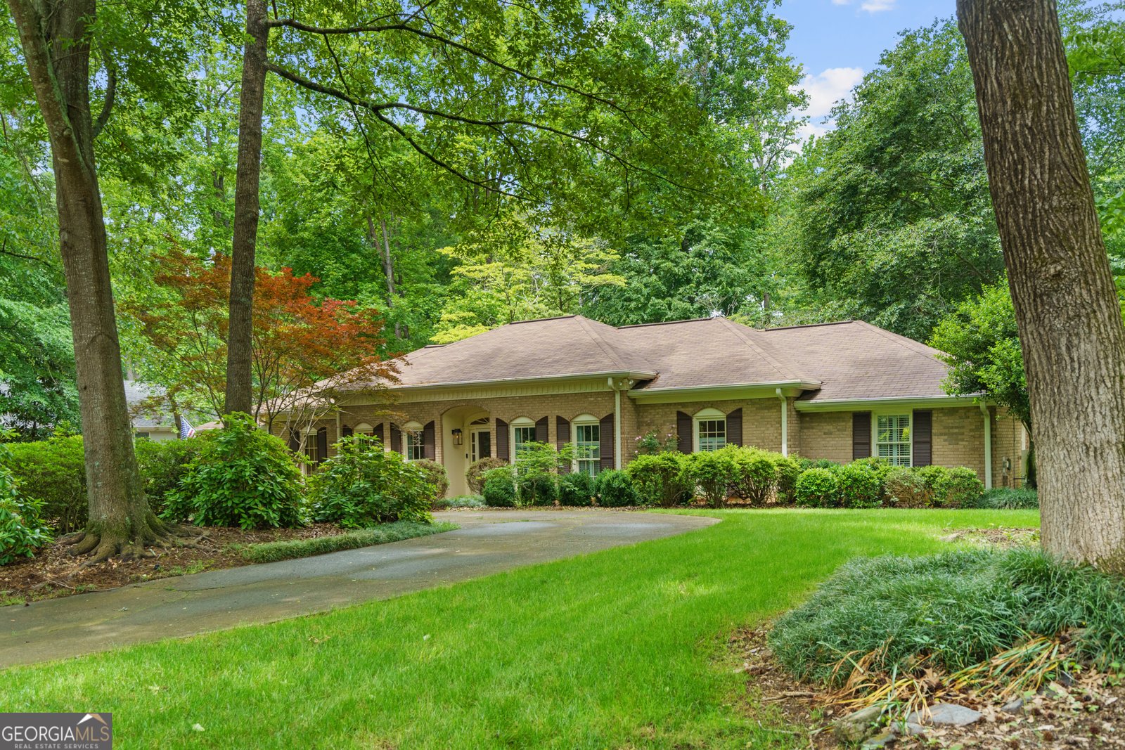 11190 Hembree Springs Drive Roswell - 37