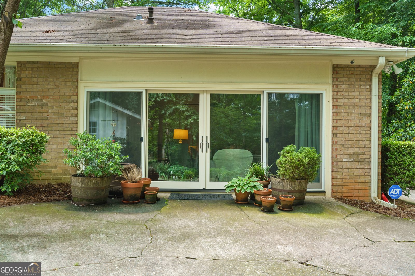 11190 Hembree Springs Drive Roswell - 44