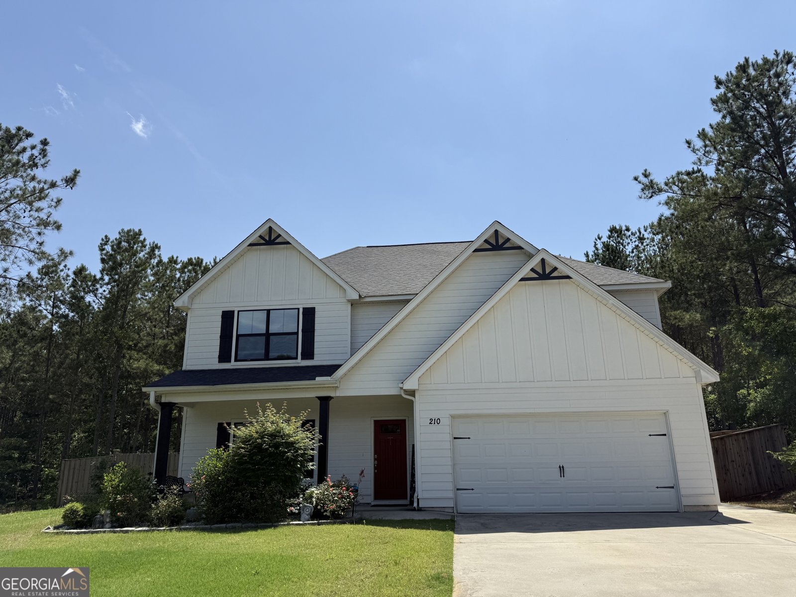 210 FENWICK FARM Drive Lagrange - 1