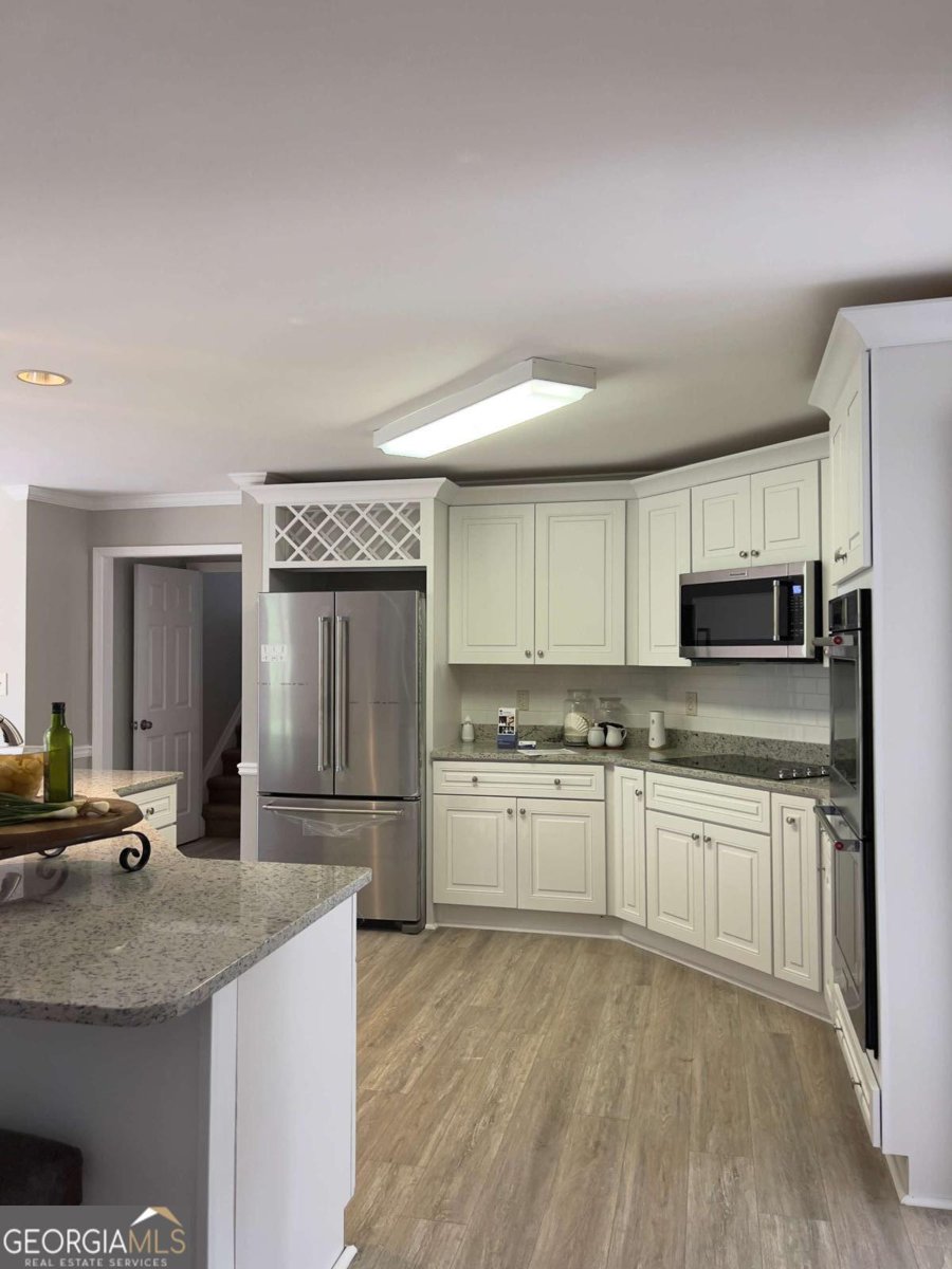 1200 Larson Lane Marietta - 1