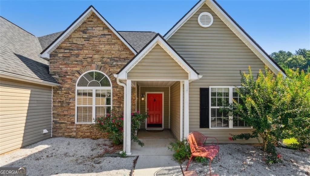 1625 Alcovy River Drive Dacula - 1