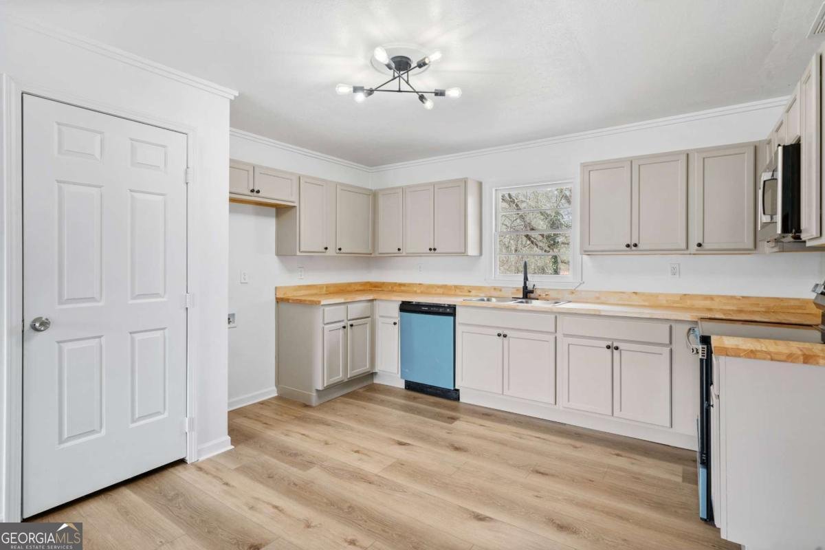 77 Frances Street Summerville - 8