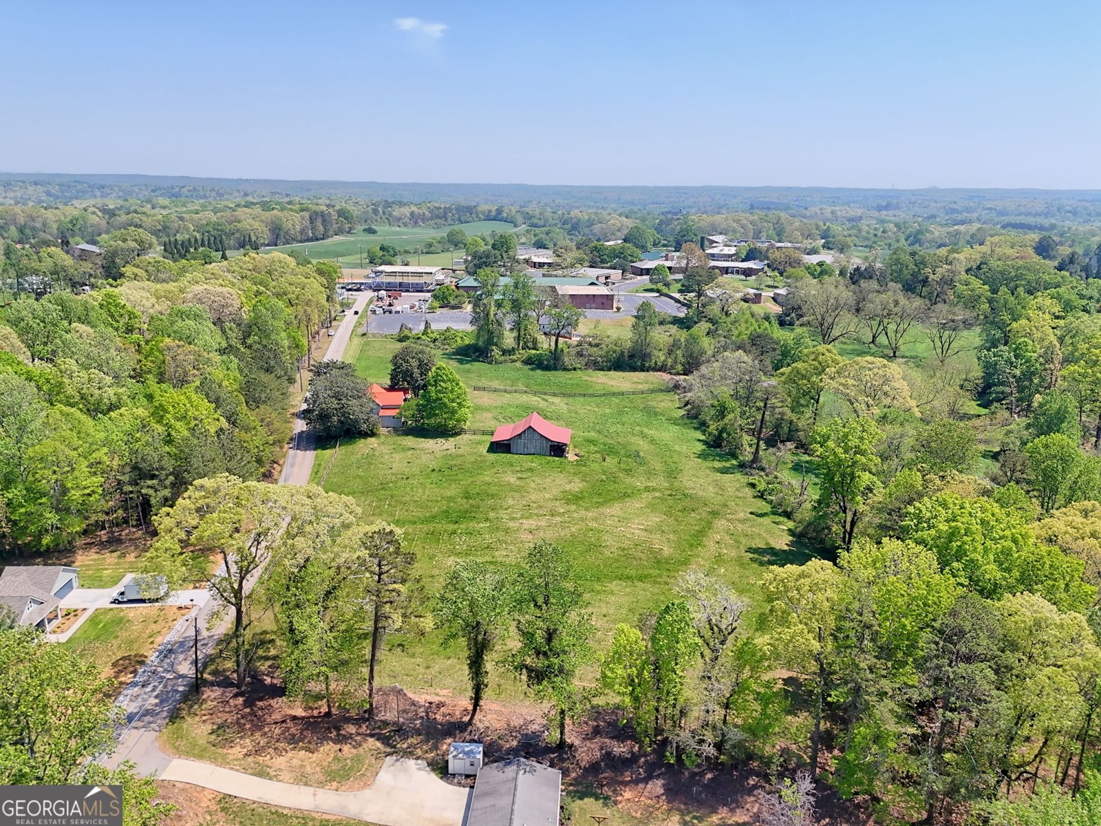 1096 Sutton Mill Road Clarkesville - 78