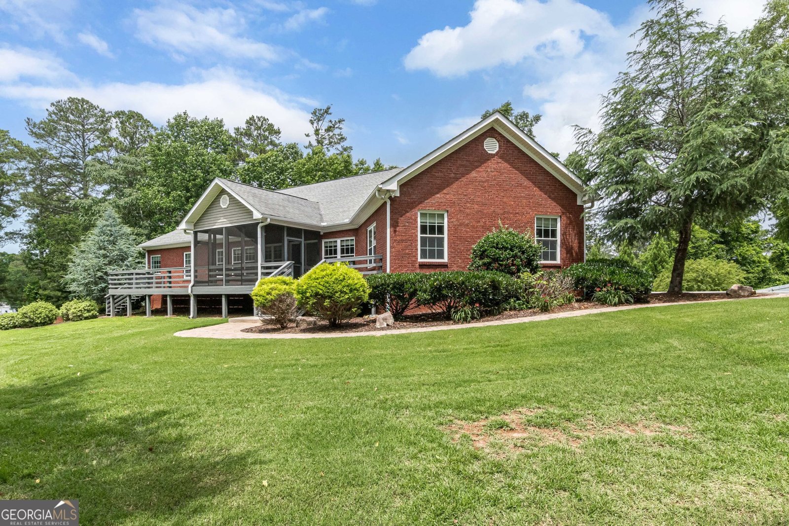 516 Main Street Hiram - 73