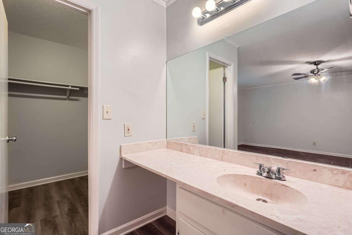 1515 Barrier Road Marietta - 19
