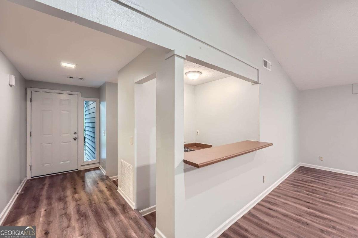 1515 Barrier Road Marietta - 24