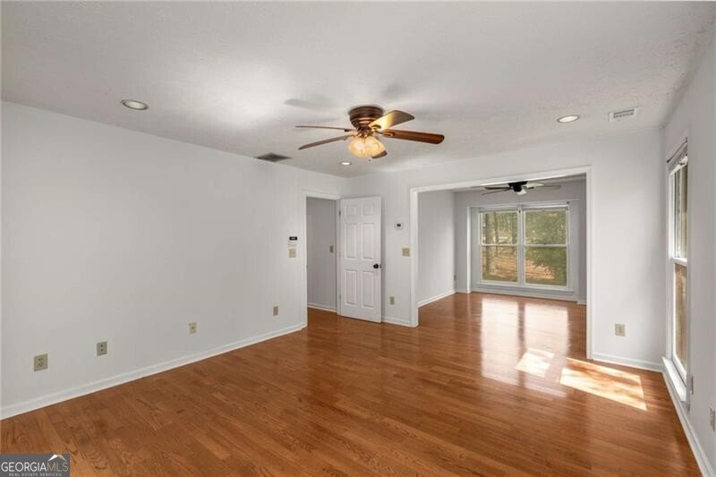 100 Hall Place Fayetteville - 11