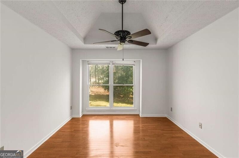100 Hall Place Fayetteville - 12