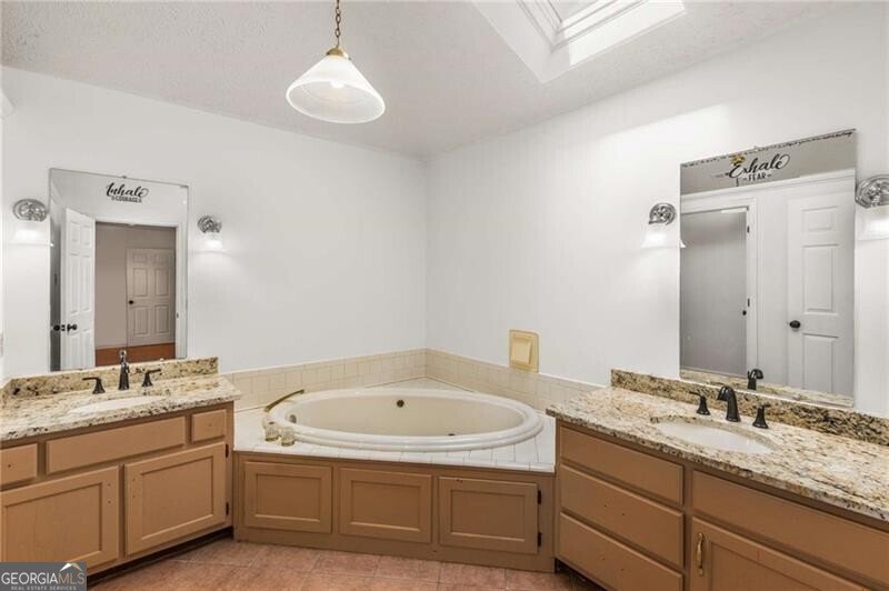 100 Hall Place Fayetteville - 13