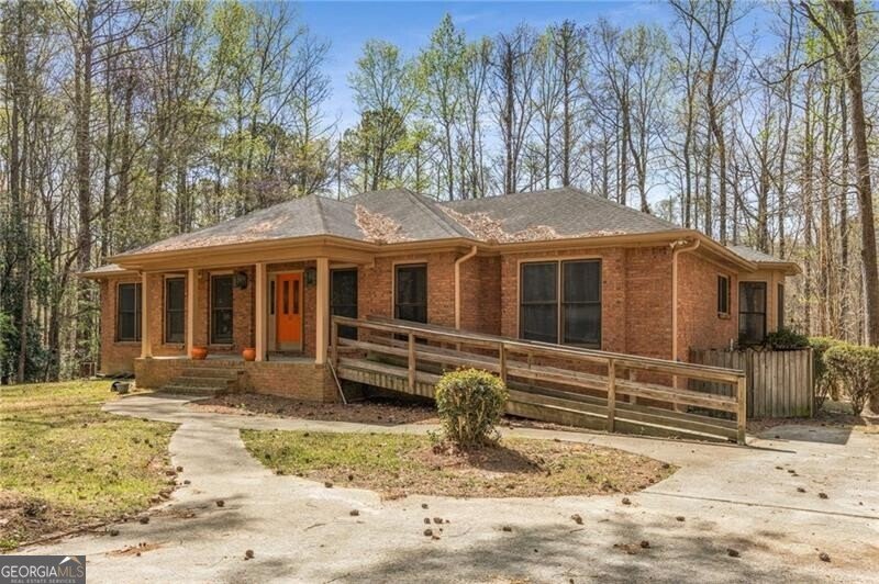 100 Hall Place Fayetteville - 2