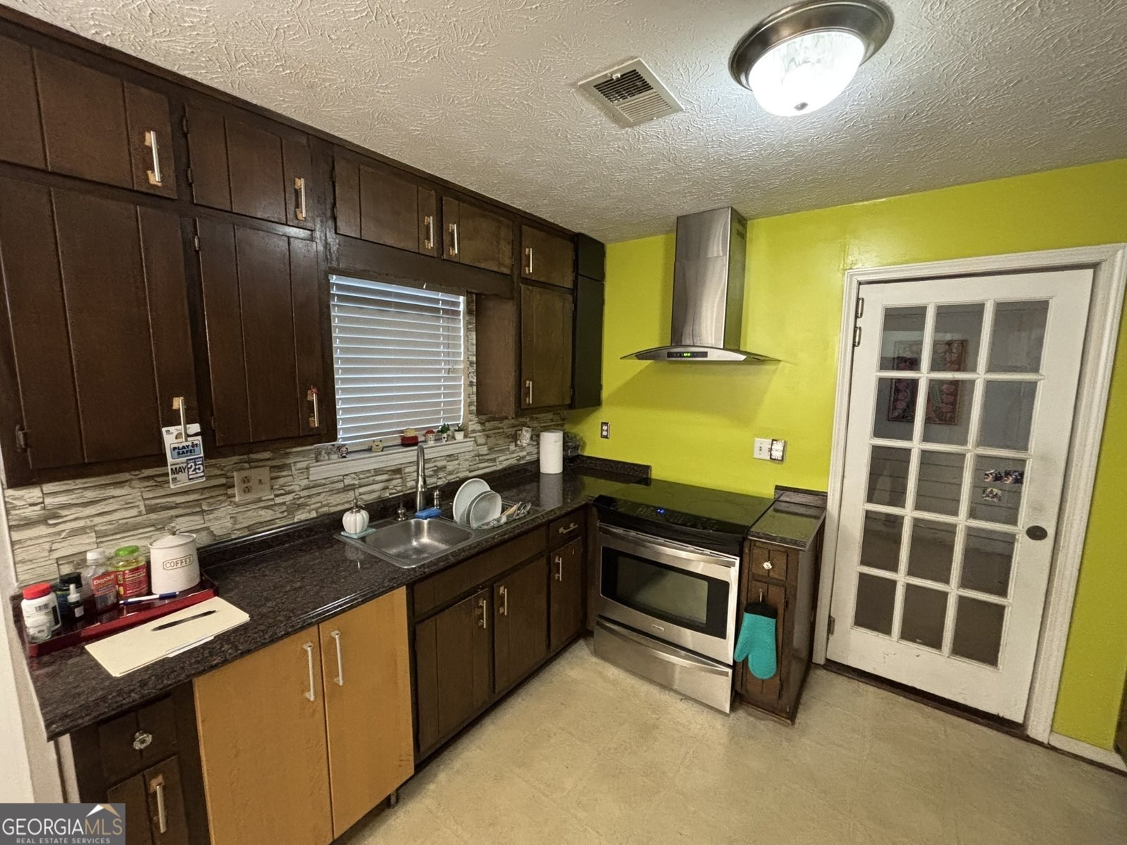 3709 Charlotte Drive Rex - 33