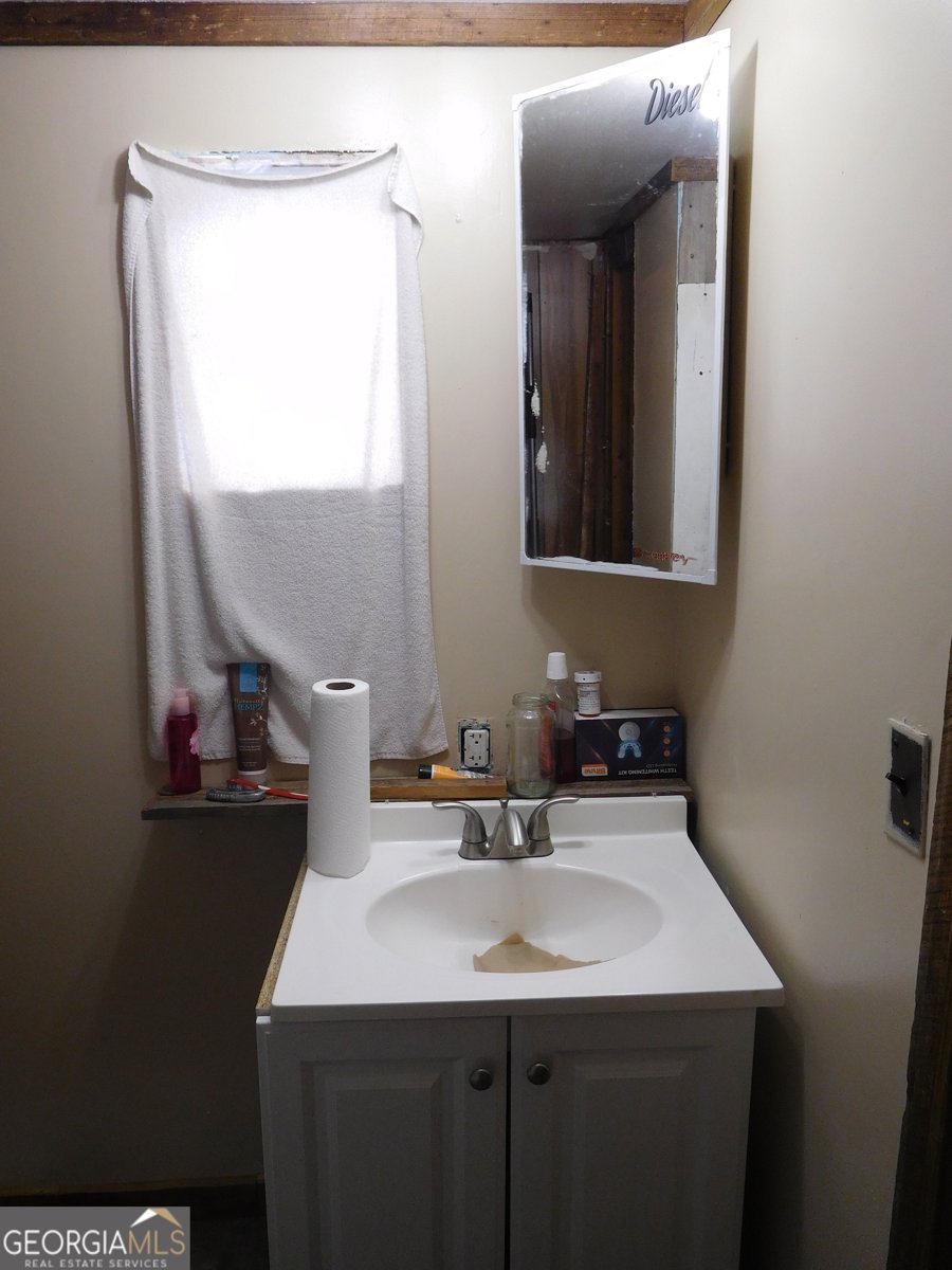 142 Ellis Road Rome - 15