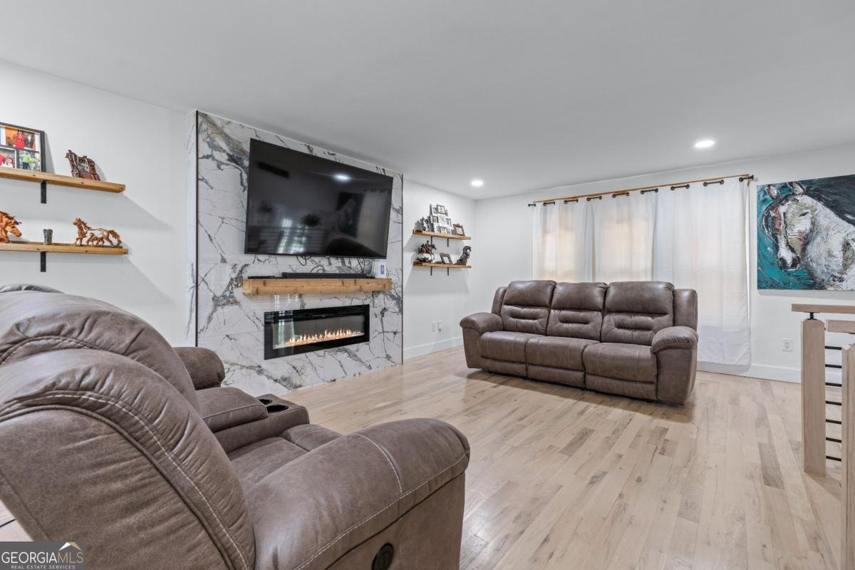 466 Victoria Road Woodstock - 6