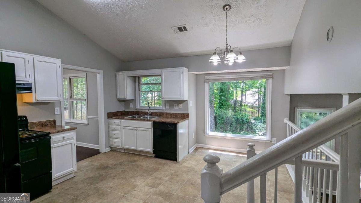 4827 Wyndam Drive Stone Mountain - 6