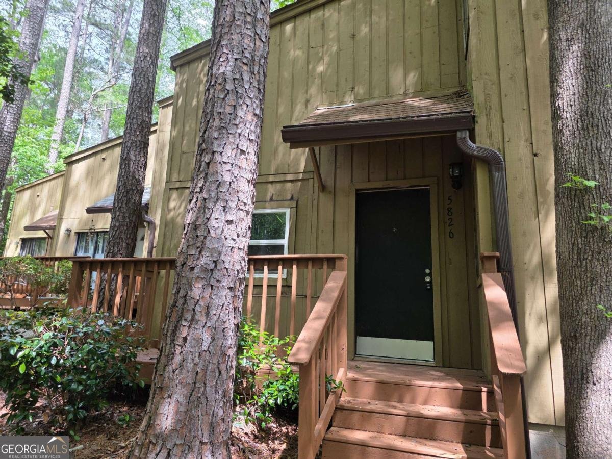 5826 Par Four Court Lithonia - 1