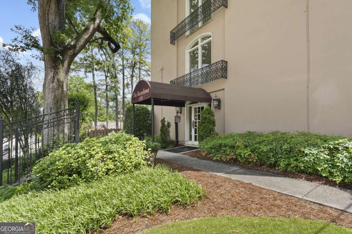 395 PHARR Road Atlanta - 1