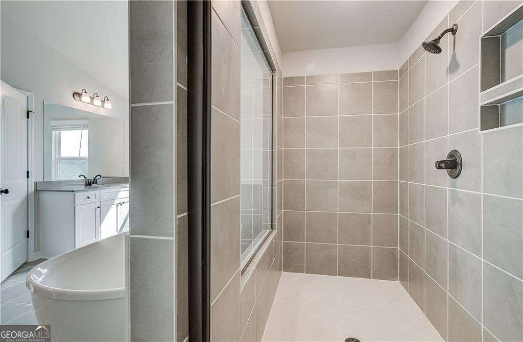 242 Linford Drive Locust Grove - 33