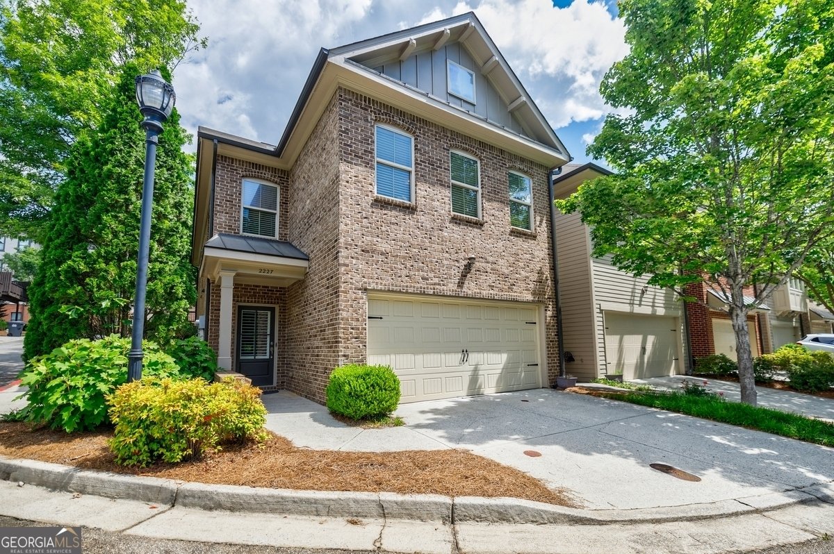 2227 Village Lane Smyrna - 1