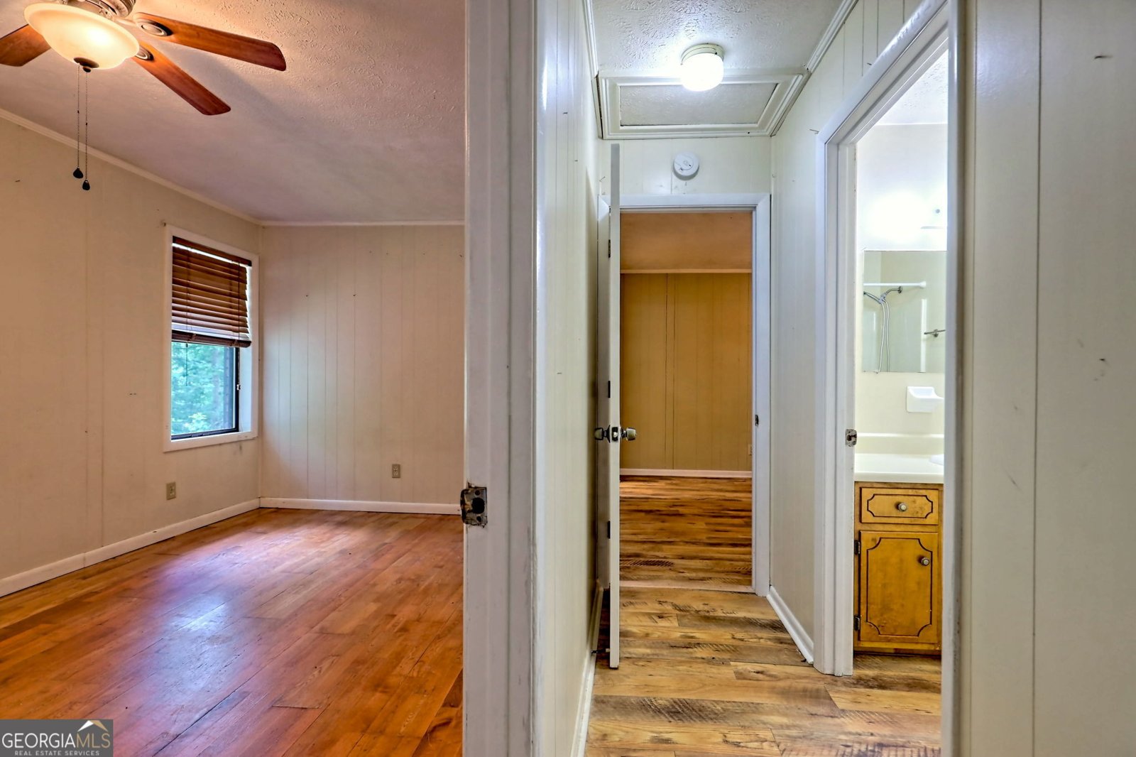 1054 Sutton Road Hiawassee - 24