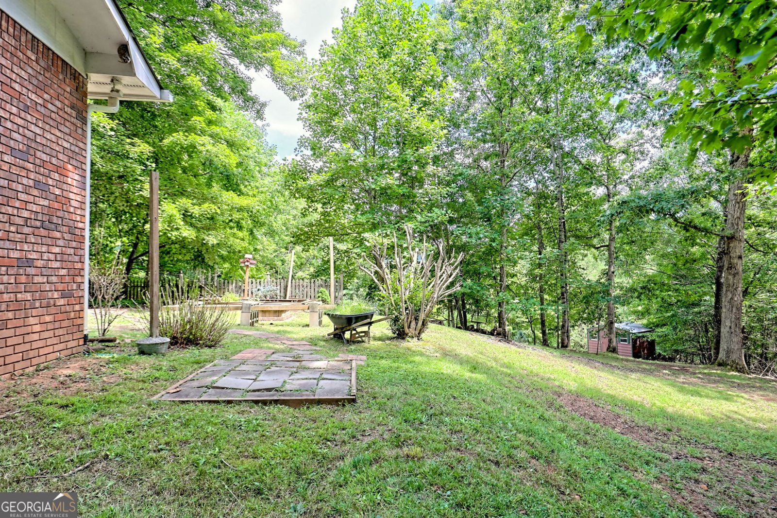1054 Sutton Road Hiawassee - 40