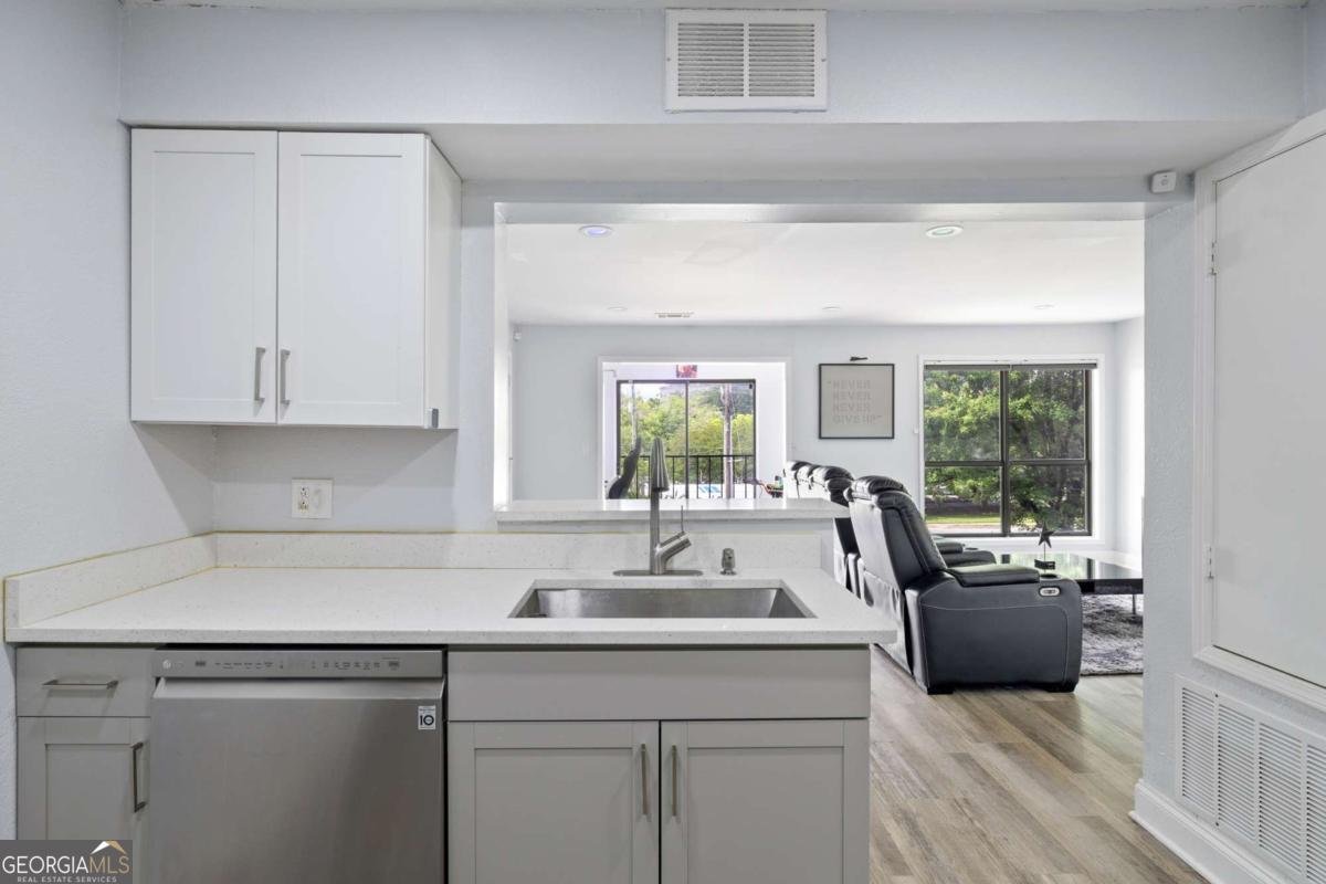 2657 Lenox Road Atlanta - 4
