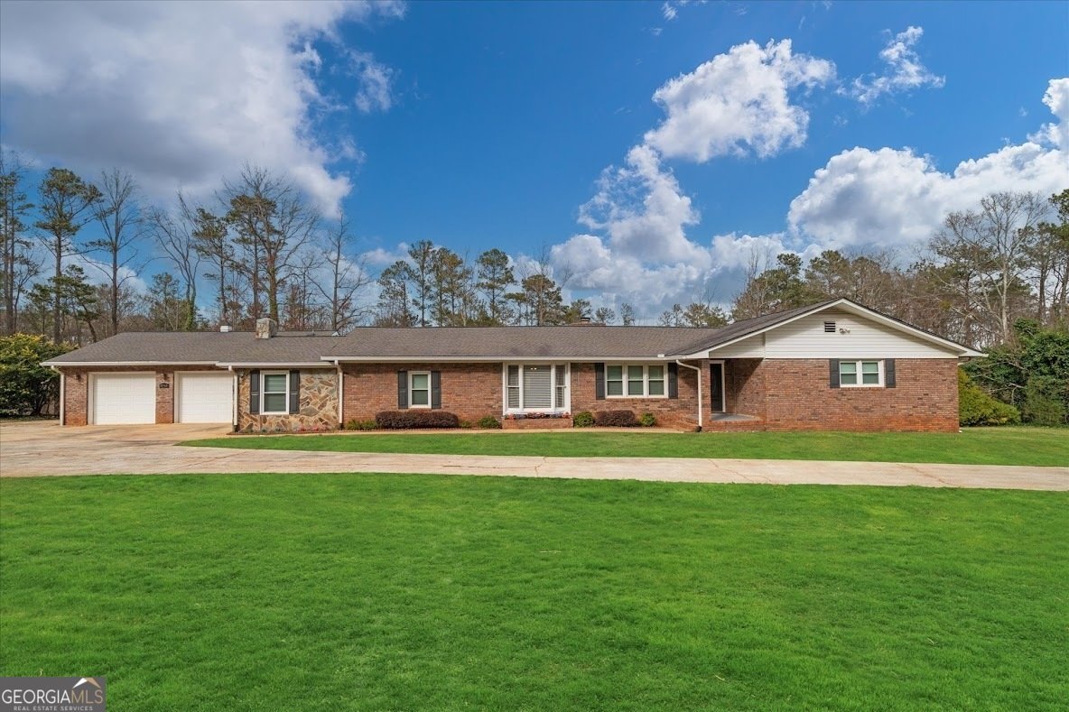 2716 Georgia 16 Carrollton - 1