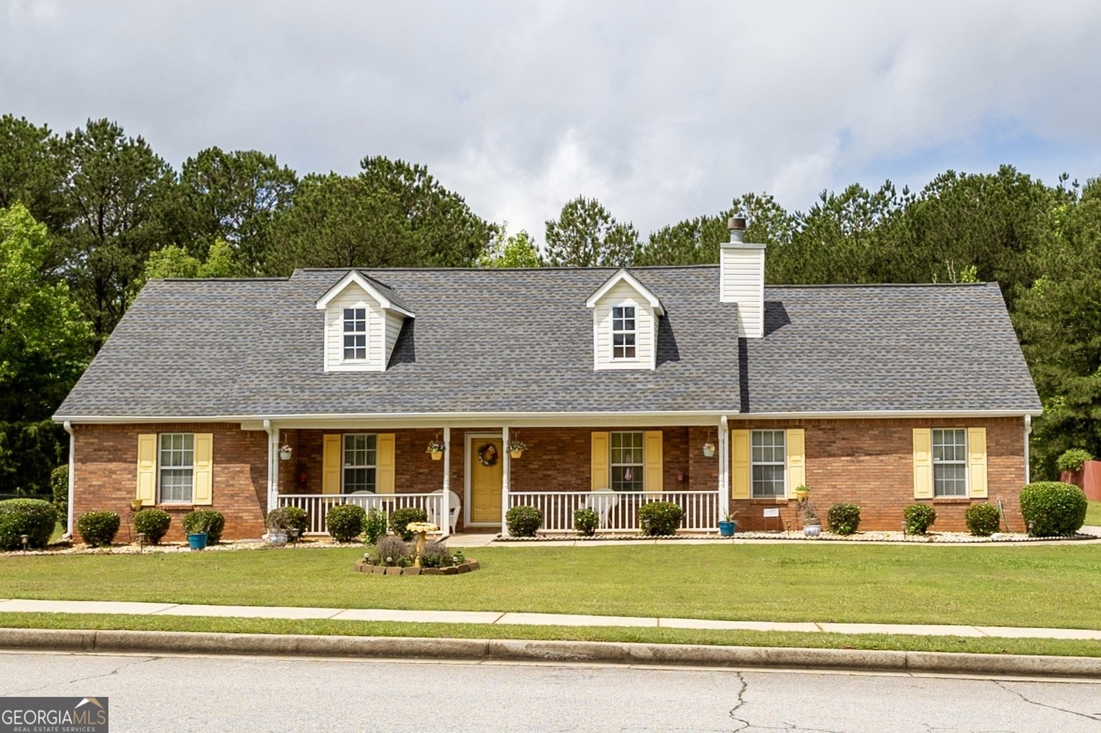 40 Oak Hill Drive Covington - 1