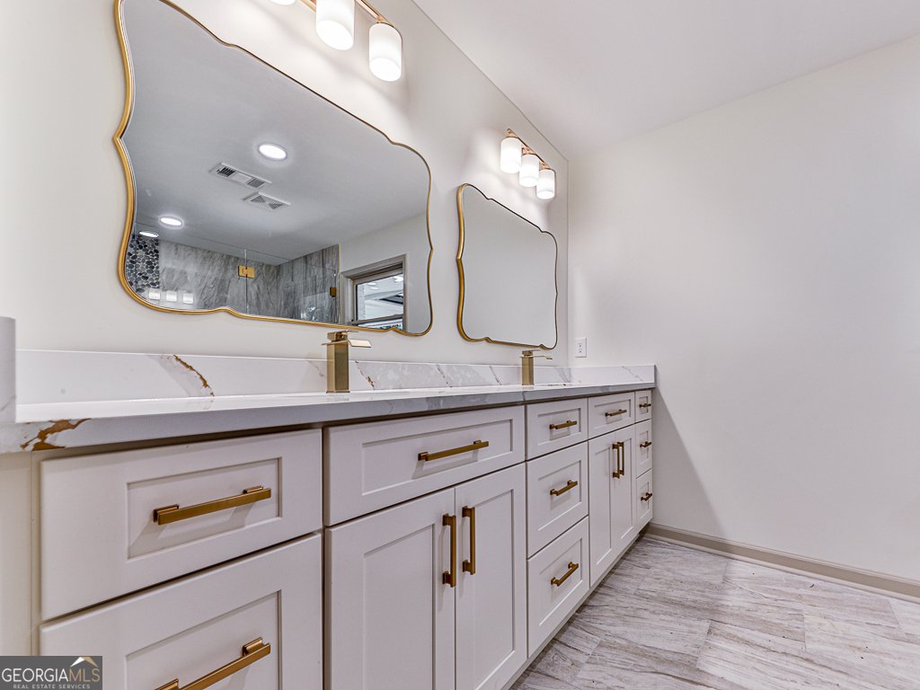 221 Wonewok Drive Canton - 17