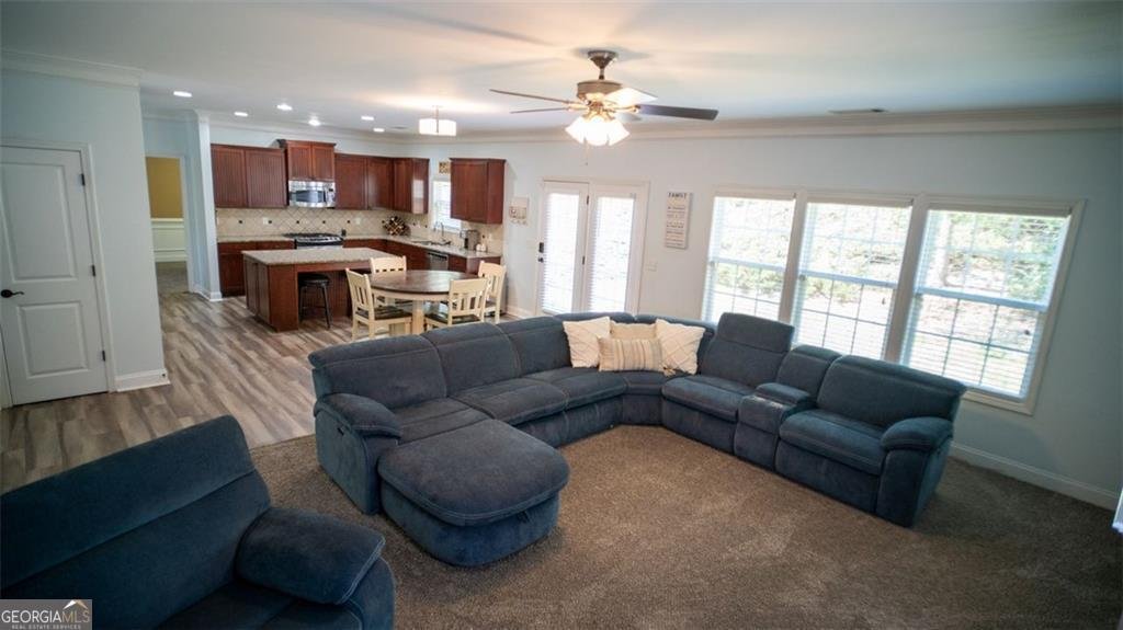 760 KING SWORD Court Mableton - 14