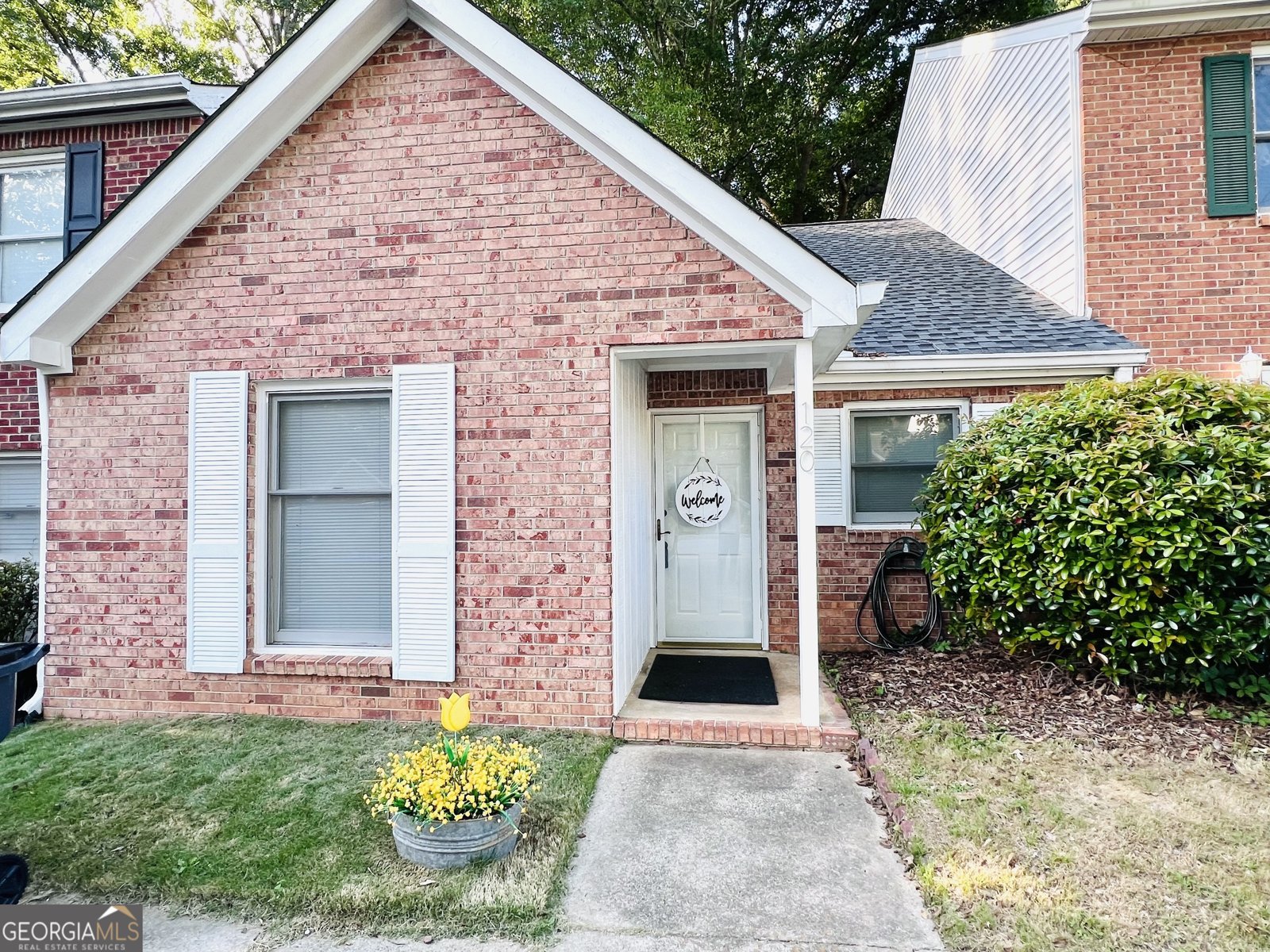 120 Williamsburg Way Fayetteville - 1