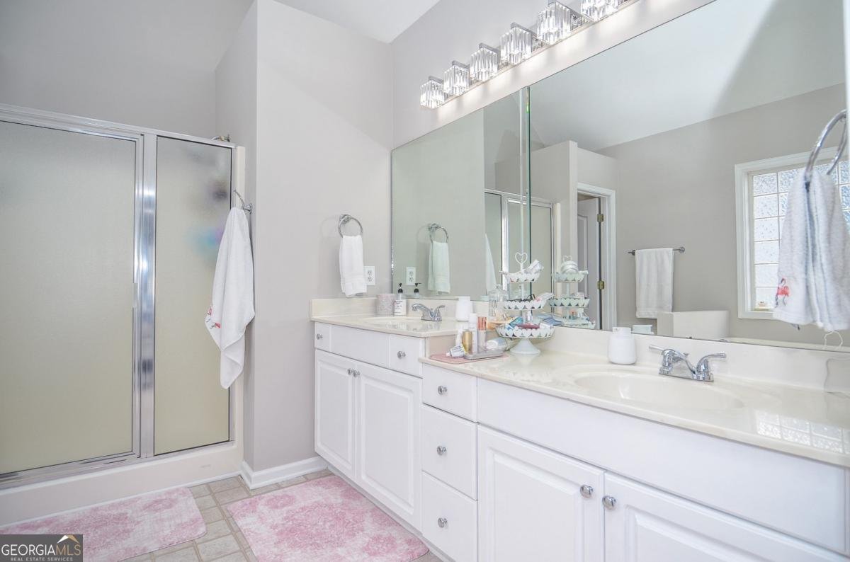 521 Mirramont Place Woodstock - 33