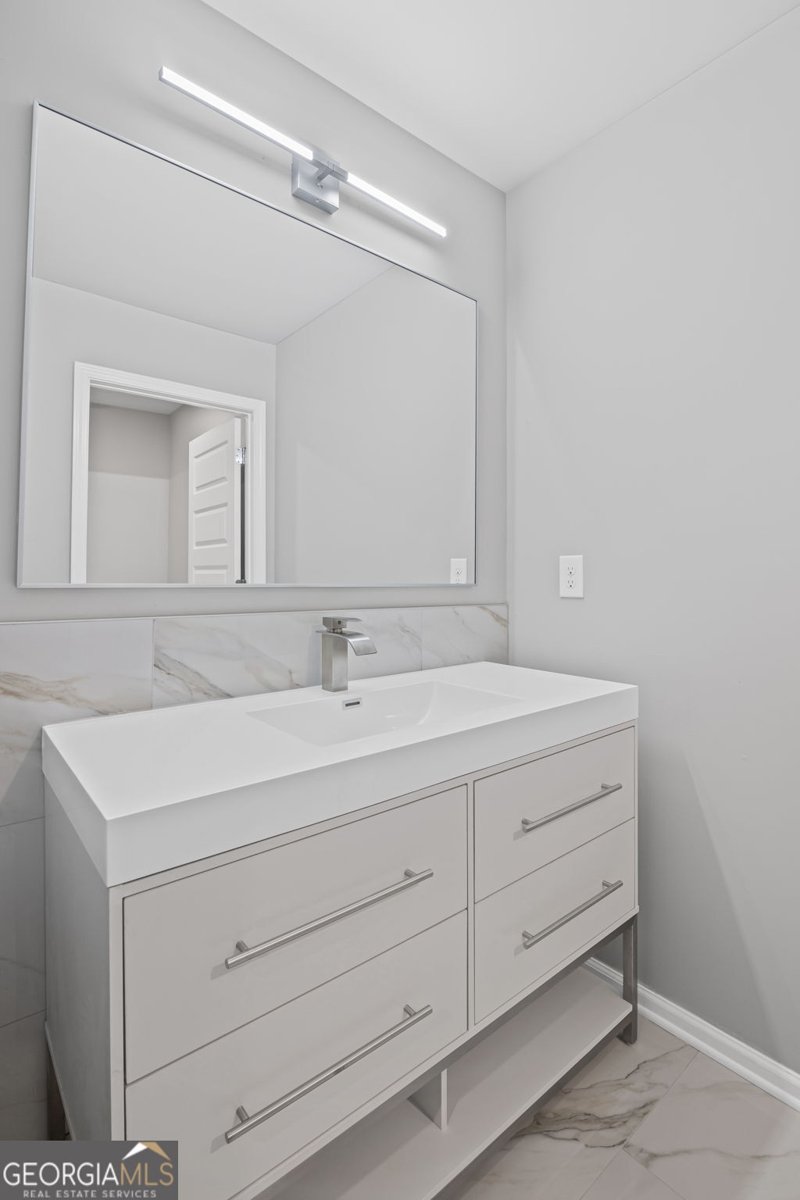 3650 River Rock Road Lithonia - 34
