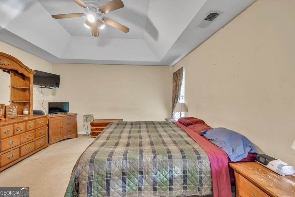 1490 TWIN MANOR Drive Loganville - 29