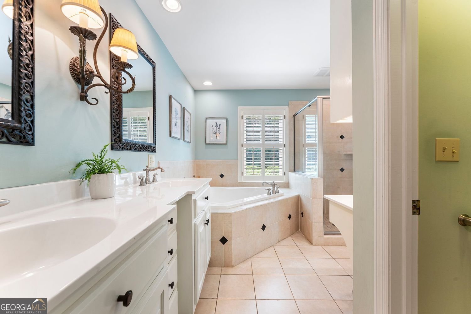2719 Cravey Drive Atlanta - 27