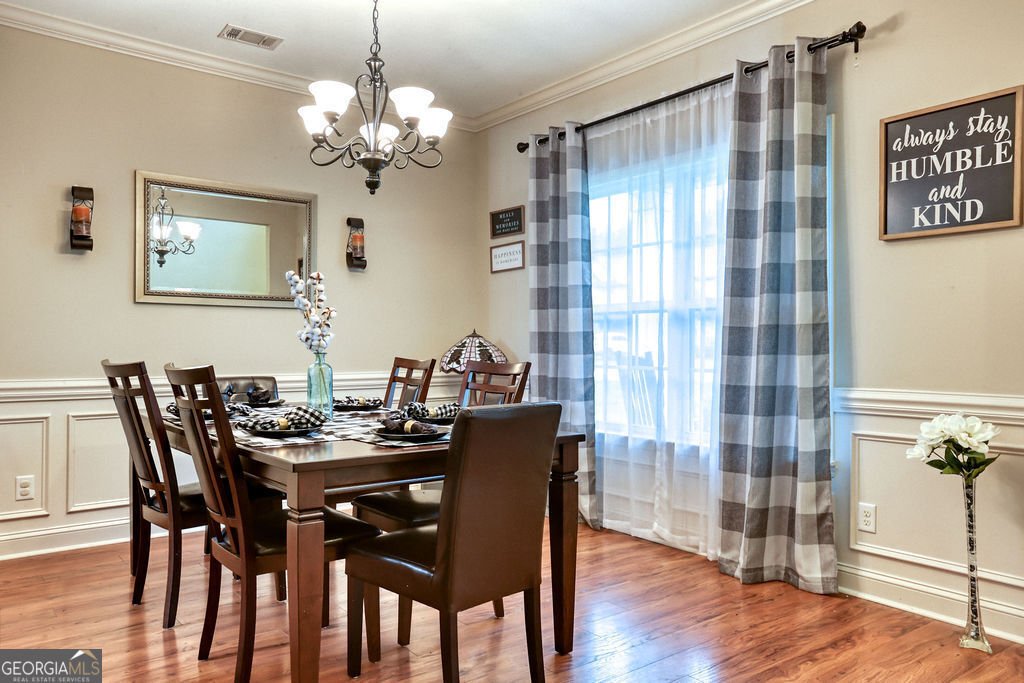 90 Bowridge Drive Richmond Hill - 4