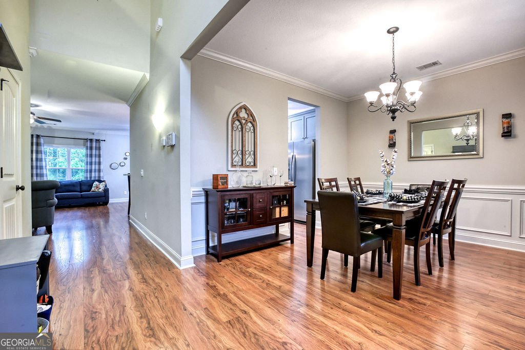 90 Bowridge Drive Richmond Hill - 7