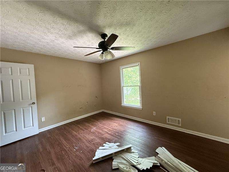 554 Oak Landing Circle Douglasville - 5