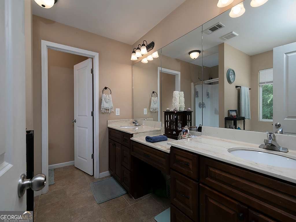 5976 Rosie Lane Mableton - 18