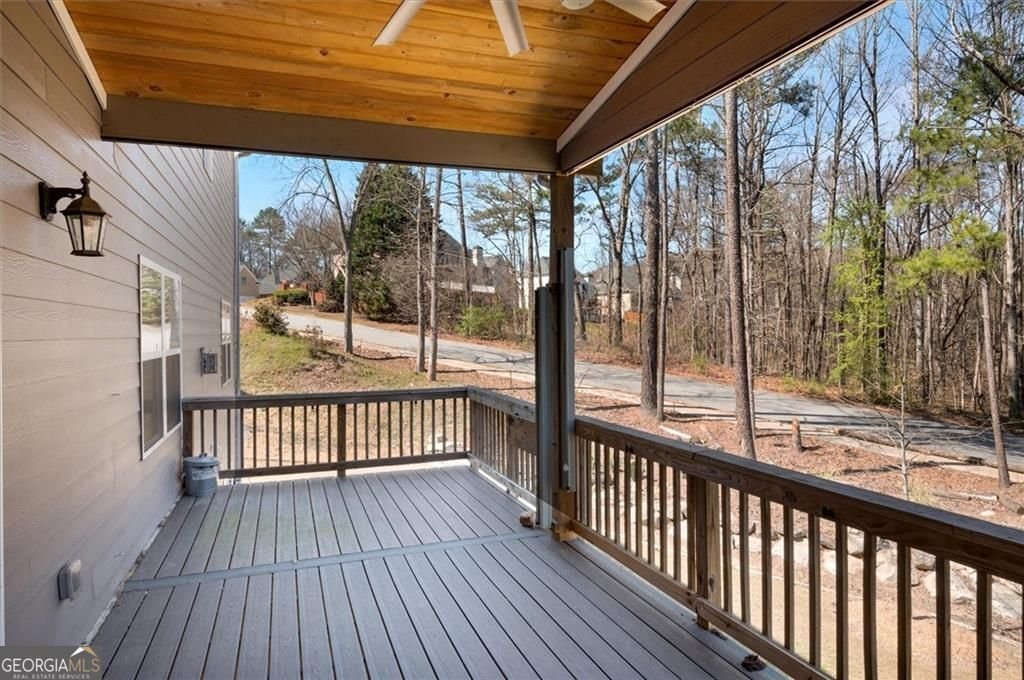 541 Glen Abbey Circle Mableton - 10