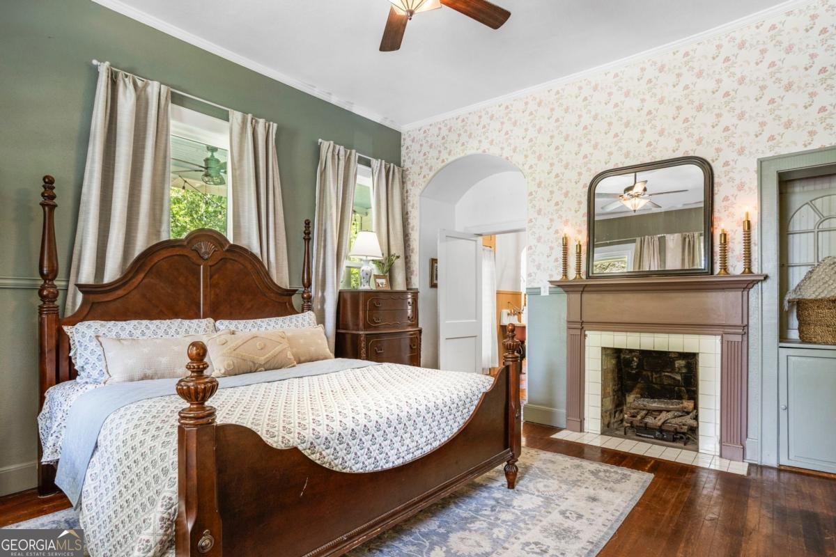 297 Old Louisville Road Newington - 28