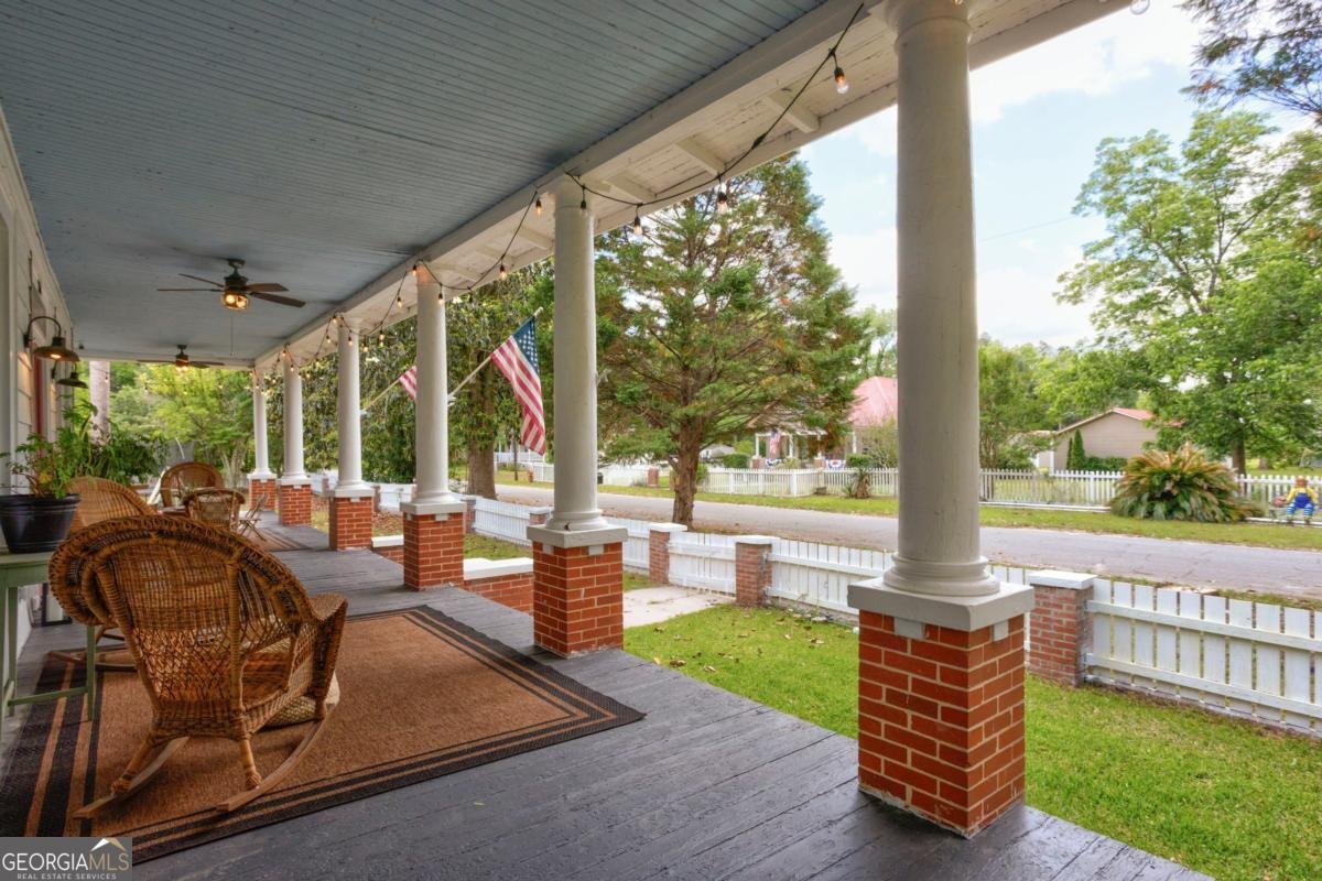 297 Old Louisville Road Newington - 46