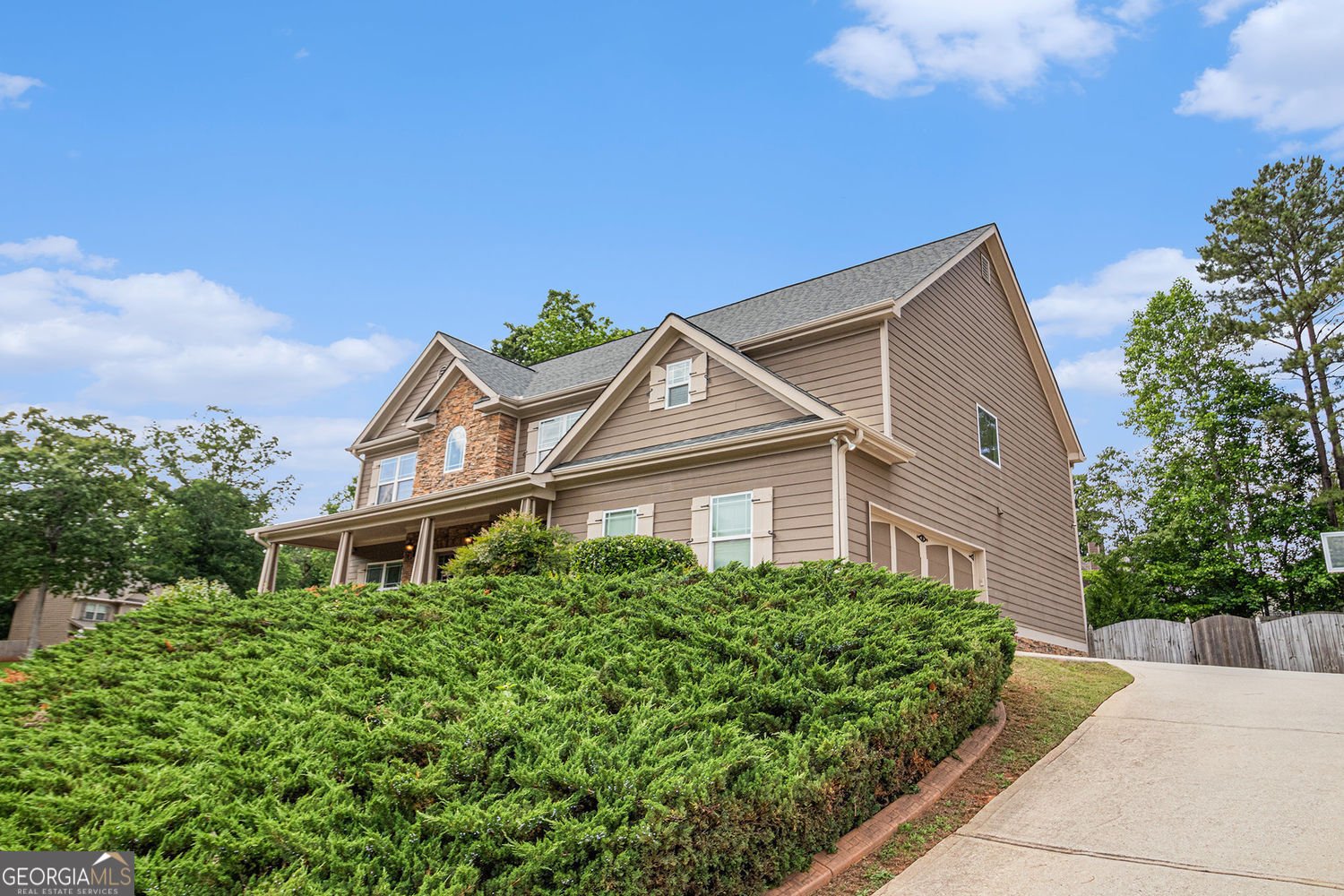 6086 Willowpond Court Douglasville - 2