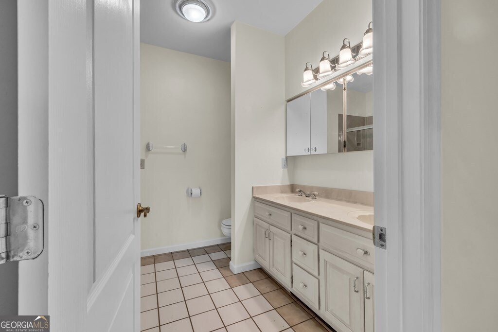 498 Old Dyer Road Hayesville - 27