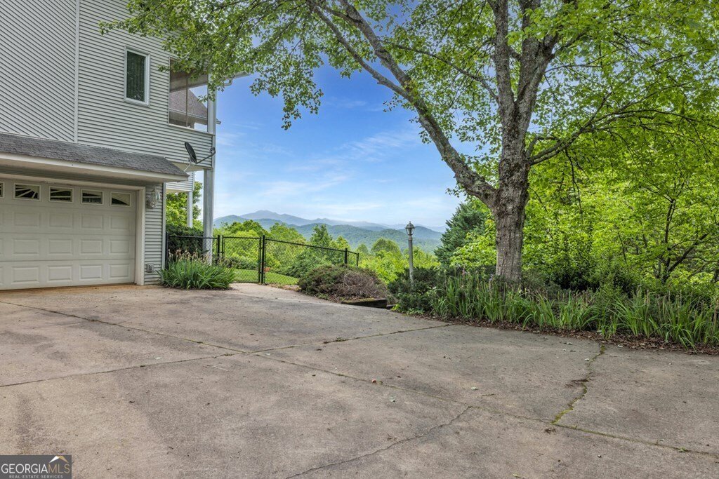 498 Old Dyer Road Hayesville - 54