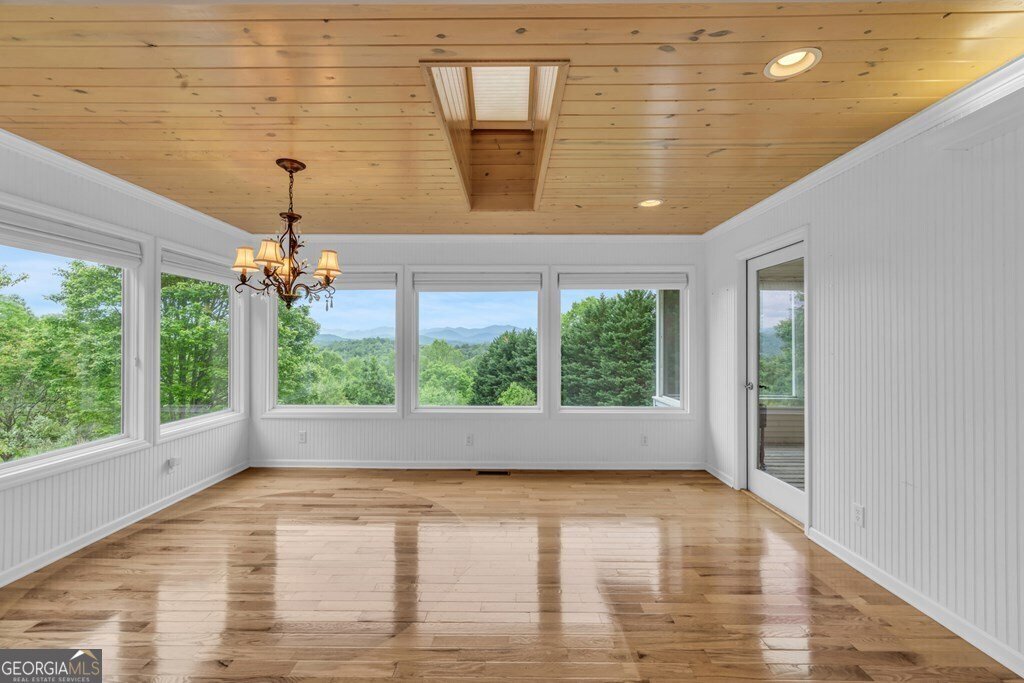 498 Old Dyer Road Hayesville - 8